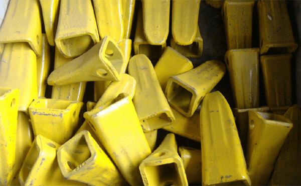 bucket teeth in yellow